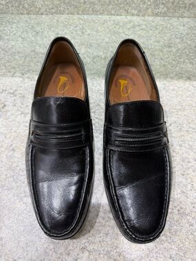 French Shriner Classic Black Leather Penny Loafers - Men's Dress Shoes size 11M